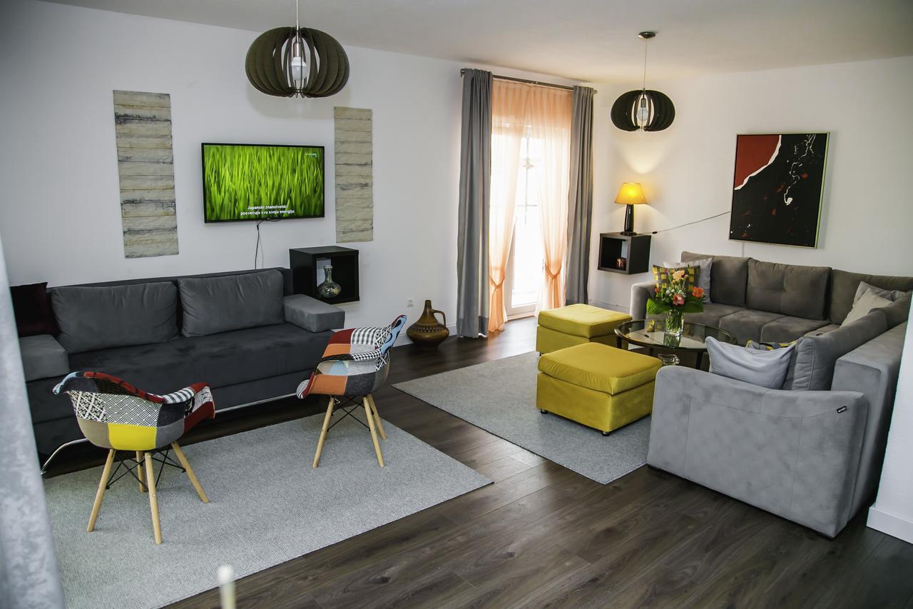 Lgp Exclusive Apartment Бихач Экстерьер фото
